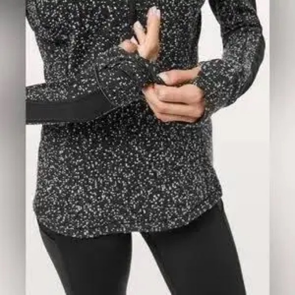 LULULEMON Run Briskly 1/2 Zip Pullover Black & White Rulu Size 8 - Picture 2 of 7